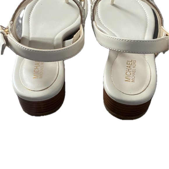 Michael Kors White T-Strap Thong Sandals.1.25" Heel Gold Logo Sz 6 - Picture 4 of 8